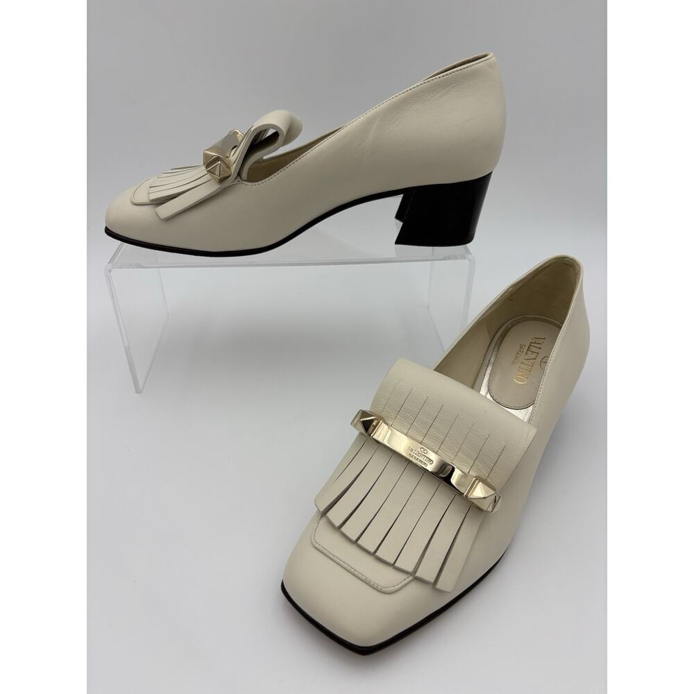 Valentino Garavani Rockstud Loafers White Leather Size 36.5 / 6.5 Fringe Square